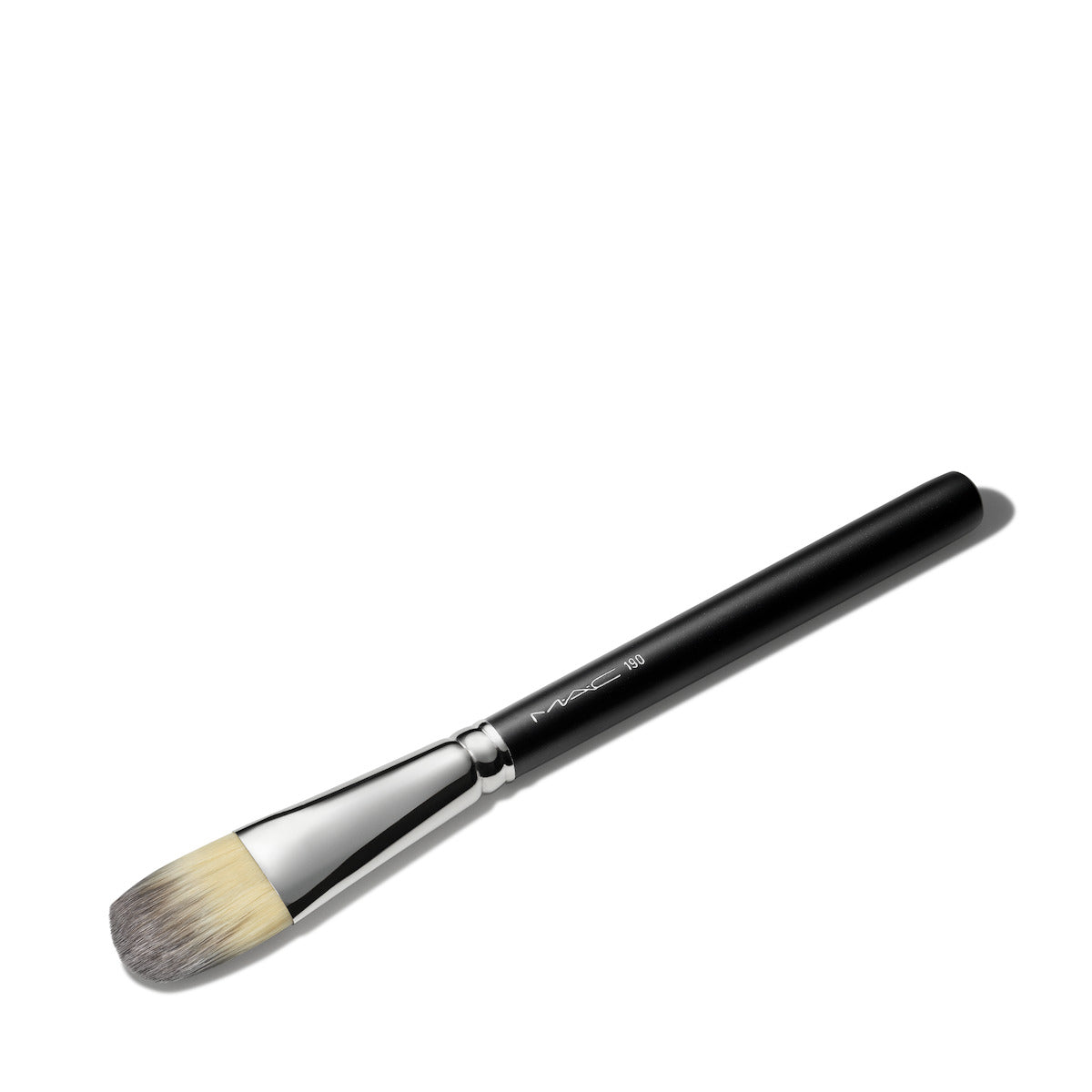 190 SYNTHETIC FOUNDATION BRUSH