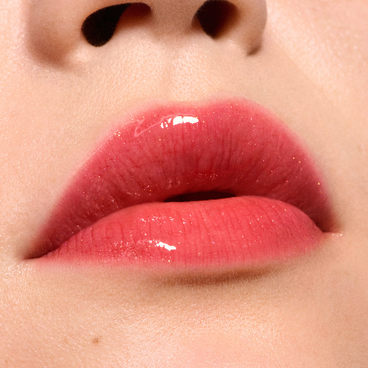 BLOWING AIR KISSES GLOSSY LIPS DUO