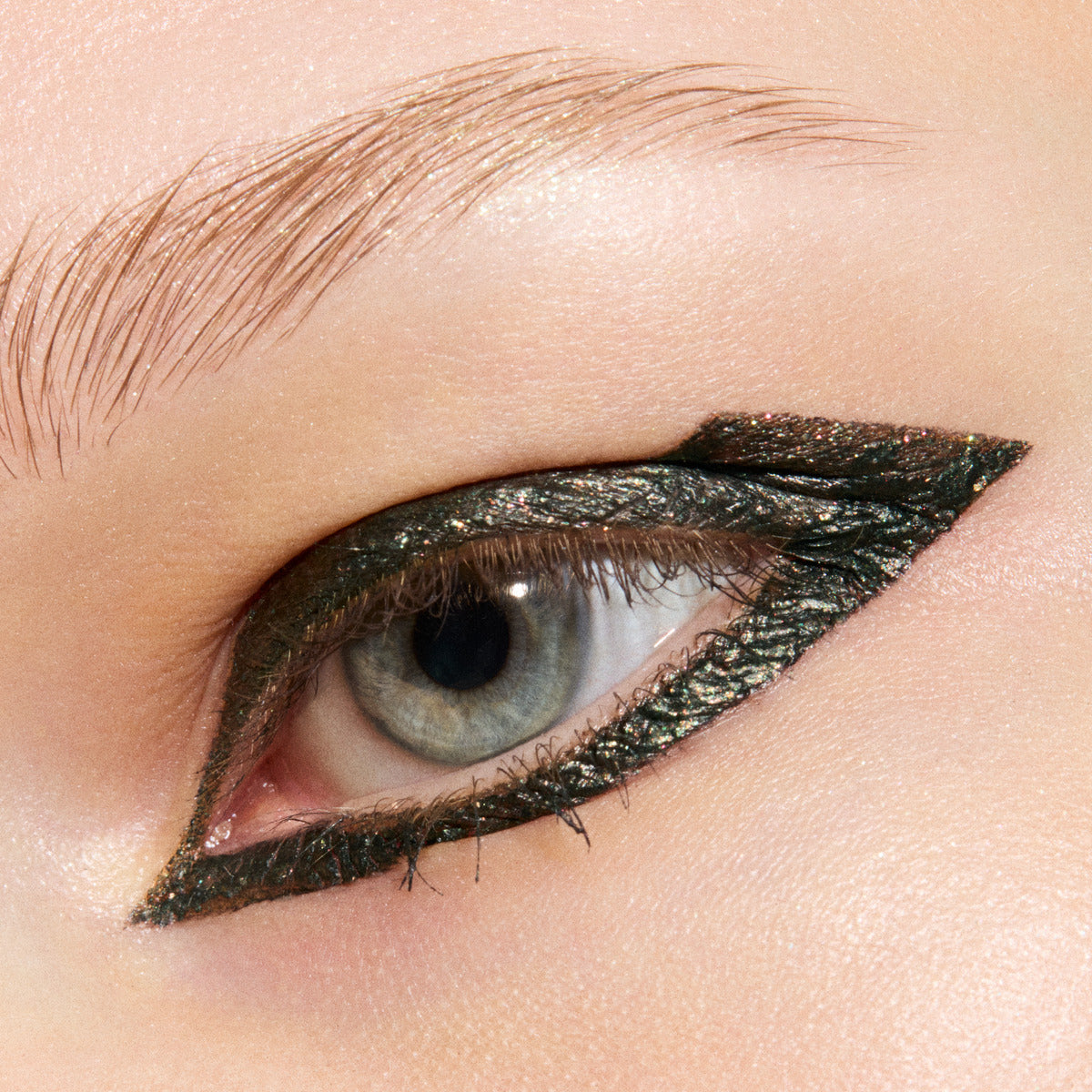 PRISMATICA LIQUID EYE LINER#Nightlily