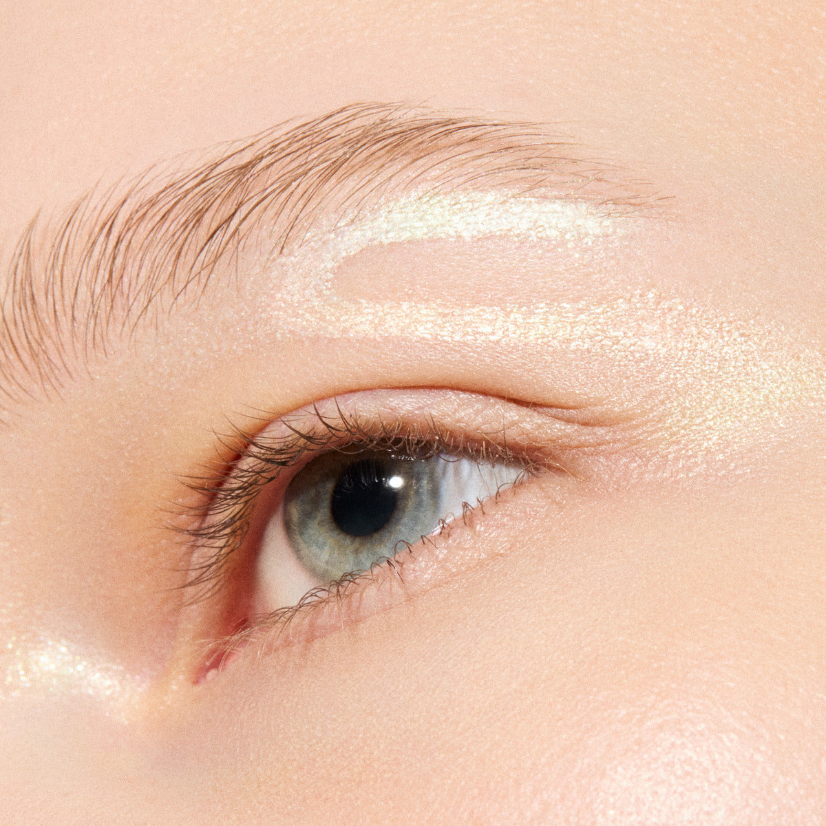 PRISMATICA LIQUID EYE LINER#M·A·Cnolia