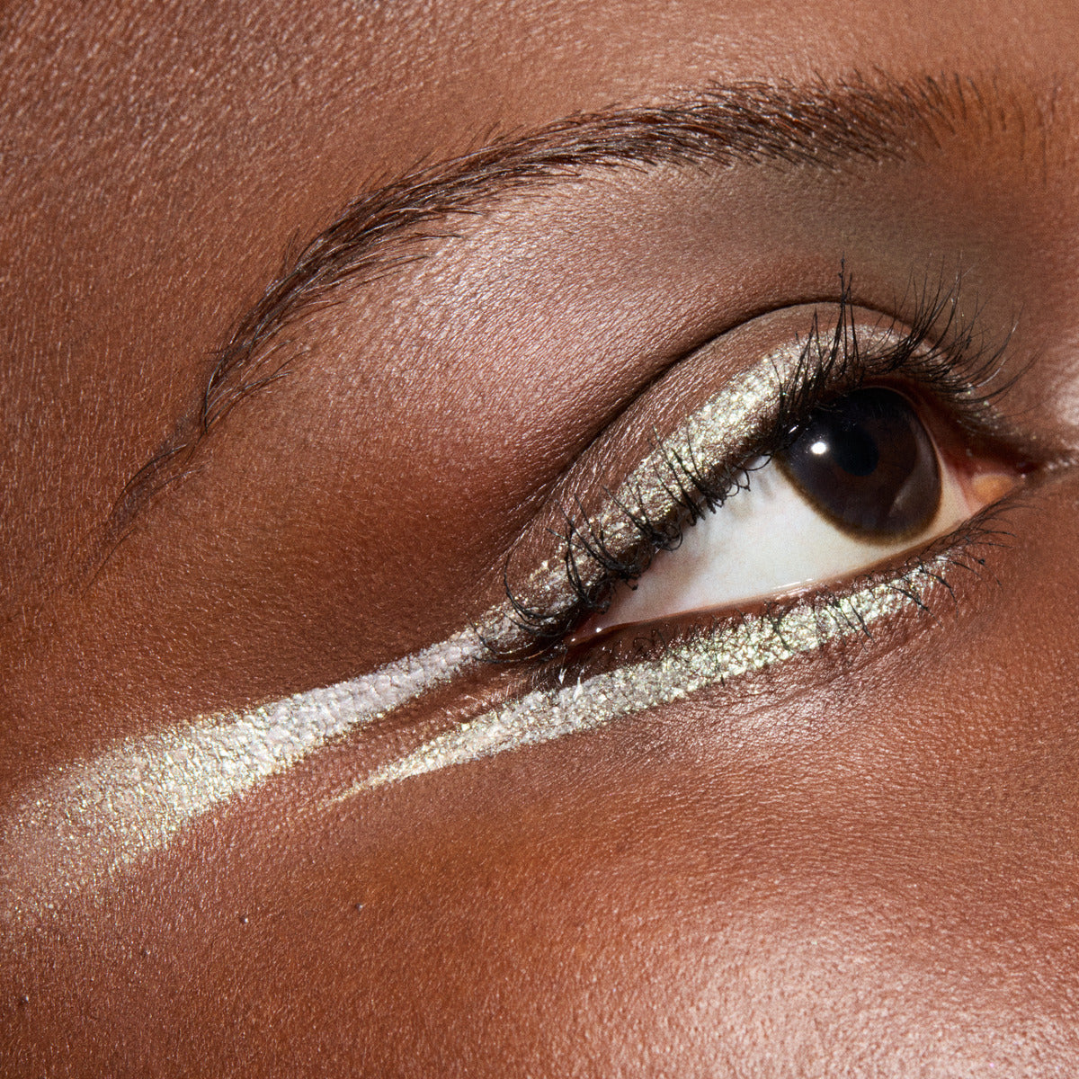 PRISMATICA LIQUID EYE LINER#M·A·Cnolia